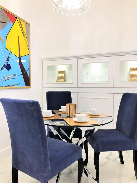 وارسو Luxury Suites & Apartments Mondrian Market Square II المظهر الخارجي الصورة